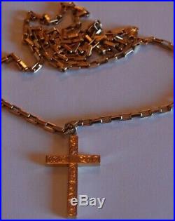 9 Ct Gold Cross And Box Chain 21 Grams