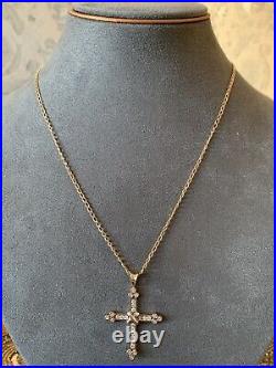 9ct Gold 0.50ct Diamond Cross & 22 Necklace 9ct Gold Chain 16