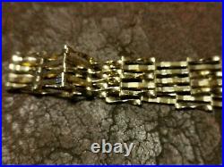 9ct Gold Gate Bracelet with Safety Chain & Heart Shaped Locket 4.1 grams