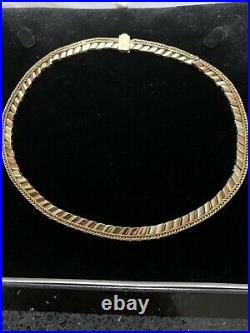 9ct Gold Necklace. (33.4 Grams)