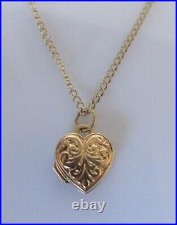 9ct Gold Necklace 9ct Gold Patterned Heart Shape Locket Pendant & Gold Chain