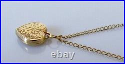 9ct Gold Necklace 9ct Gold Patterned Heart Shape Locket Pendant & Gold Chain