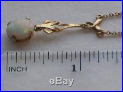 9ct Gold Opal Pendant And Chain
