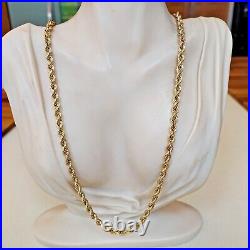9ct Gold quality rope chain Weight 13.9 grams Length 26 inch Width 5.5mm