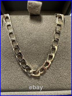 9ct Yellow Gold Square Curb Link Chain (18 inch) 10.6 grams