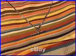 9ct gold t bar necklace