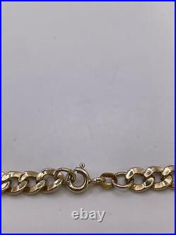 9ct yellow gold curb chain. 18 inches. 8.3G