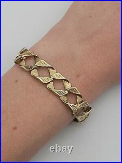 A Lovely 9ct (375) Yellow Gold Men's Chunky Curb Reversible Chain Bracelet