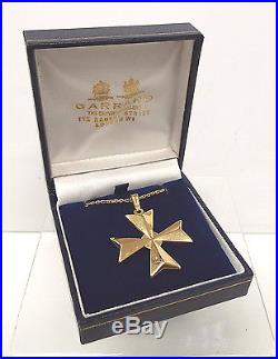 Boxed 18CT GOLD Maltese Cross on 9CT GOLD Cable Chain Necklace, 7.45g V19 E09