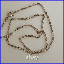 Fine 9 carat gold chain fancy links length 17 inches 2.8g