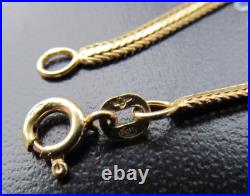 Fine 9 ct Gold necklace 18.25 inches long, 4.57g, 2.44mm wide