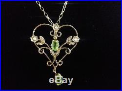 Fine Edwardian 9ct gold pendant hallmarked peridot seed pearl boxed with chain