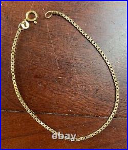 Gold box link chain bracelet 9ct