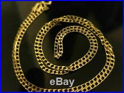 Gorgeous 9ct Yellow Gold Curb Necklace Chain. Full 9ct gold hallmark