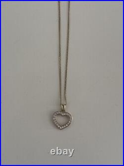 Hallmarked 9ct Yellow Gold Diamond Heart Pendant Necklace Chain Included