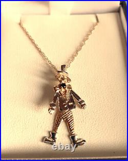 PRETTY 9ct YELLOW GOLD ARTICULATED CLOWN PENDANT + CHAIN (2.4 Grams)