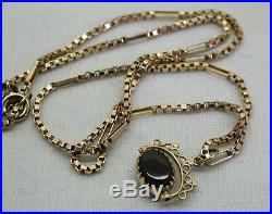 Pretty 9ct Gold And Agate Spinner Pendant And Chain