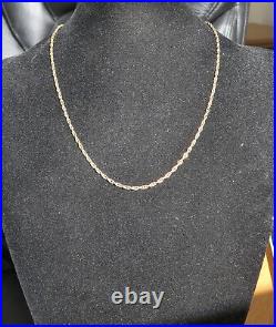 VINTAGE 9ct GOLD CHAIN / NECKLACE