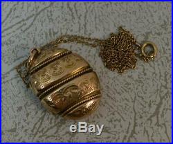 Victorian Gold Cased Engraved Oval Locket Pendant & 9ct Gold Chain t0718