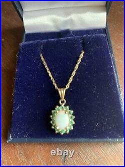 Vintage 9ct Gold Emerald & Opal Pendant 18 Helix 9ct Gold Necklace Xmas Gift