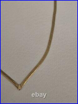 Vintage 9ct Yellow Gold Sweetheat V Necklace Flat Herringbone Hallmarked, box